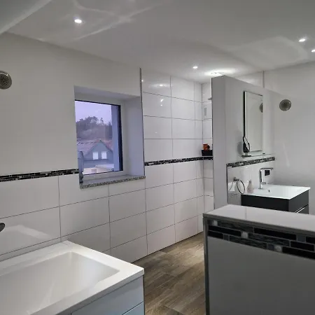 Super Moderne Wg-wohnung *