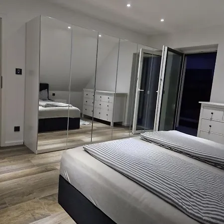 Διαμέρισμα Super Moderne Wg-wohnung Maxhutte-Haidhof